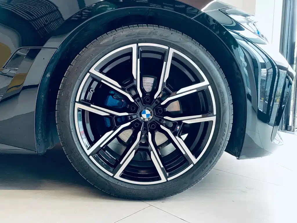 BMW BMW 4 Series 2023 425i Gran Coupe M Sport Shadow Night Package 2024 - thumbnail 13
