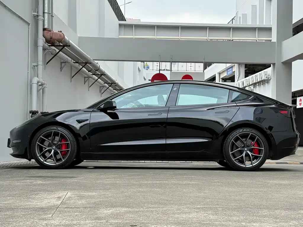 Tesla Model 3 2022 Performance All-Wheel Drive 2022 - thumbnail 13