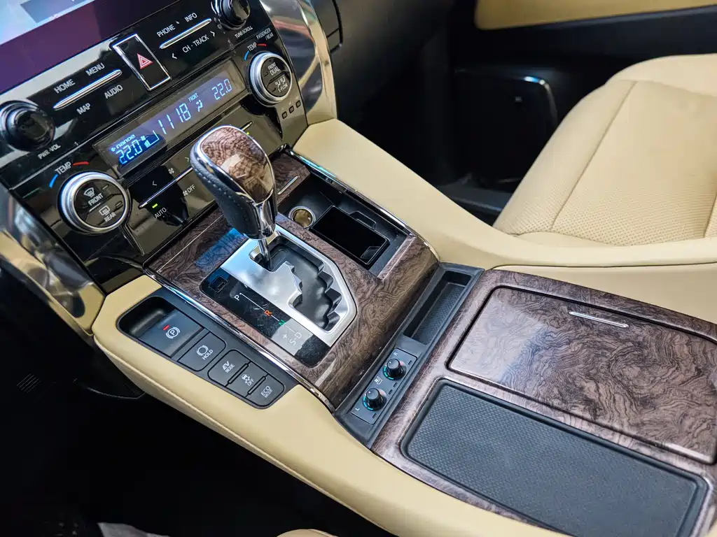 Toyota Alphard 2020 Dual Engine 2.5L HV Luxury Edition 2020 - thumbnail 16