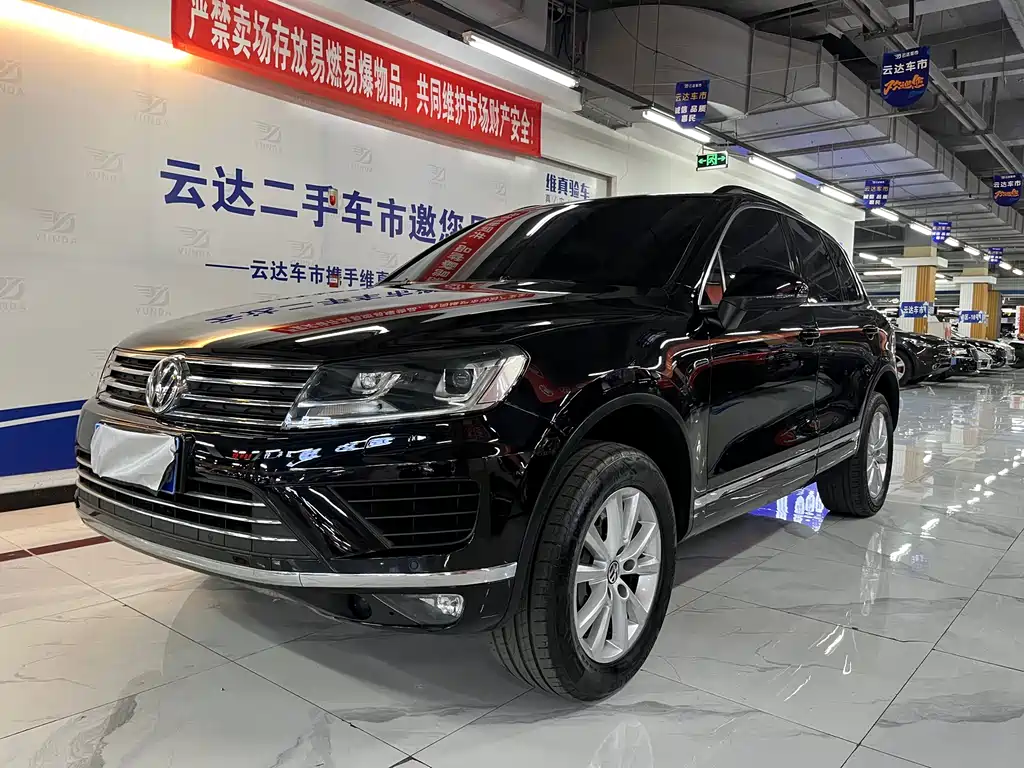 Volkswagen Volkswagen Touareg 2017 3.0TSI Outdoor Edition 2017 - thumbnail 2