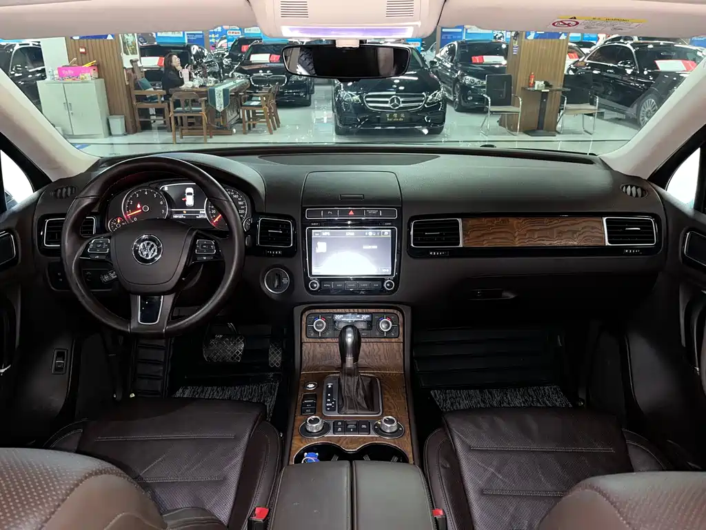 Volkswagen Volkswagen Touareg 2017 3.0TSI Outdoor Edition 2017 - thumbnail 12