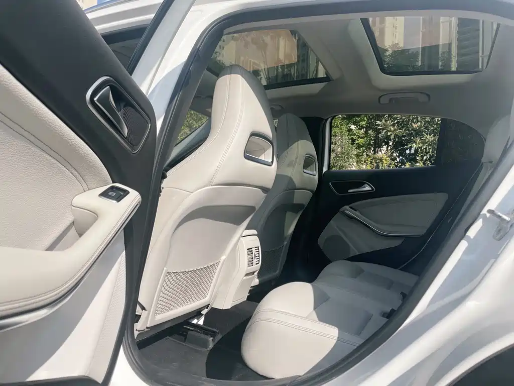 Mercedes-Benz Mercedes-Benz GLA 2016 GLA 220 4MATIC Fashion Edition 2016 - thumbnail 5