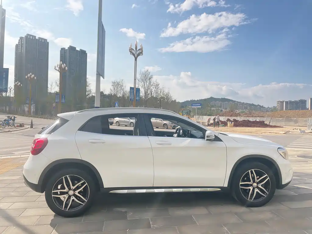Mercedes-Benz Mercedes-Benz GLA 2016 GLA 220 4MATIC Fashion Edition 2016 - thumbnail 18