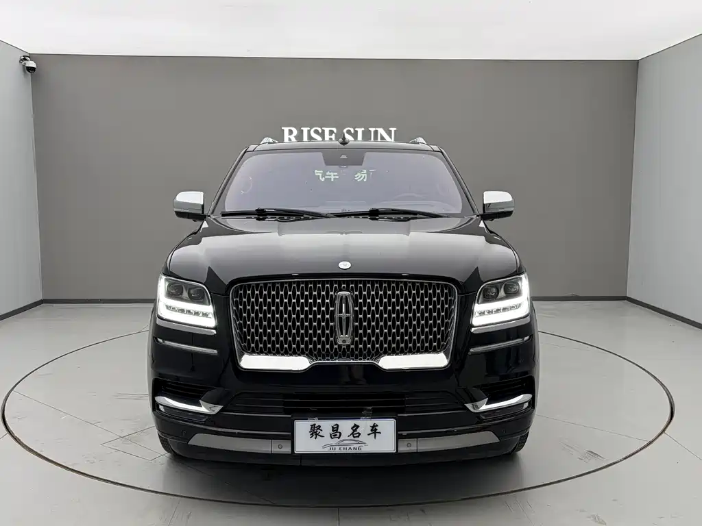 Lincoln Lincoln Navigator 2020 3.5T Presidential Series 2020 - thumbnail 2