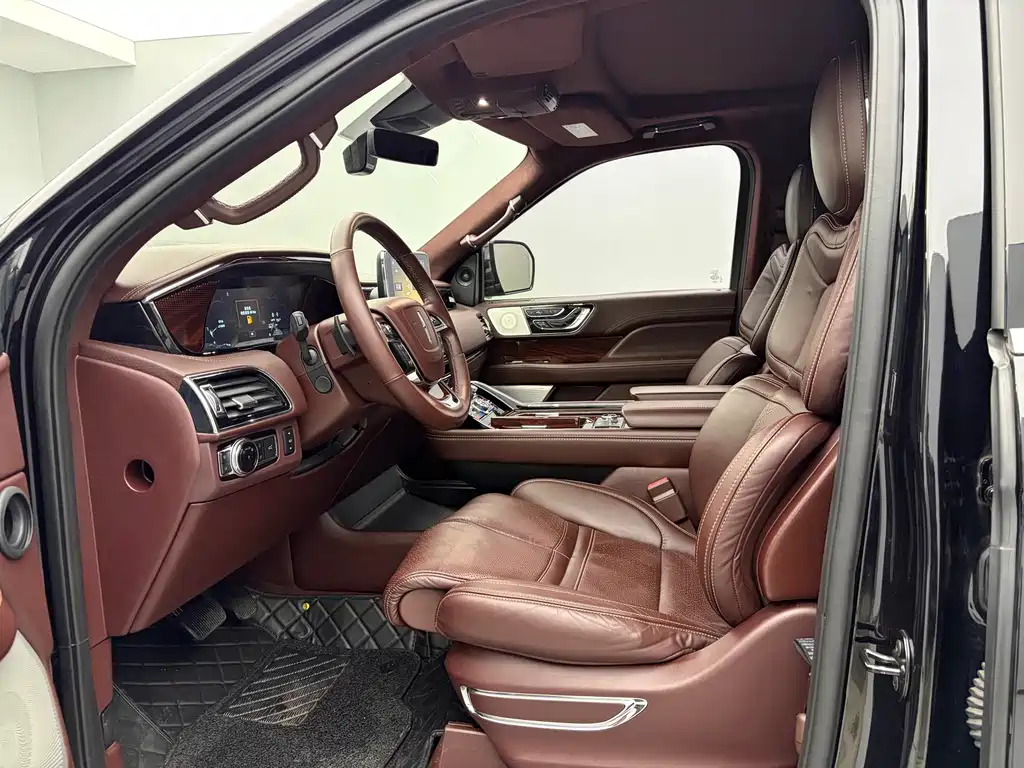 Lincoln Lincoln Navigator 2020 3.5T Presidential Series 2020 - thumbnail 5