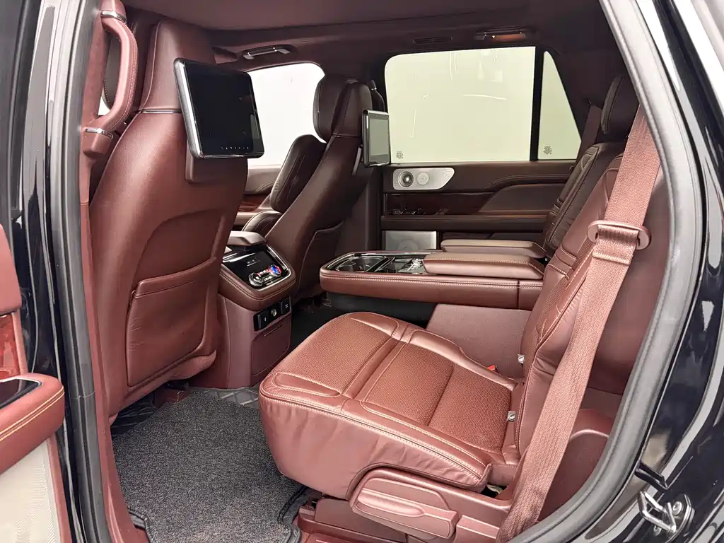 Lincoln Lincoln Navigator 2020 3.5T Presidential Series 2020 - thumbnail 7