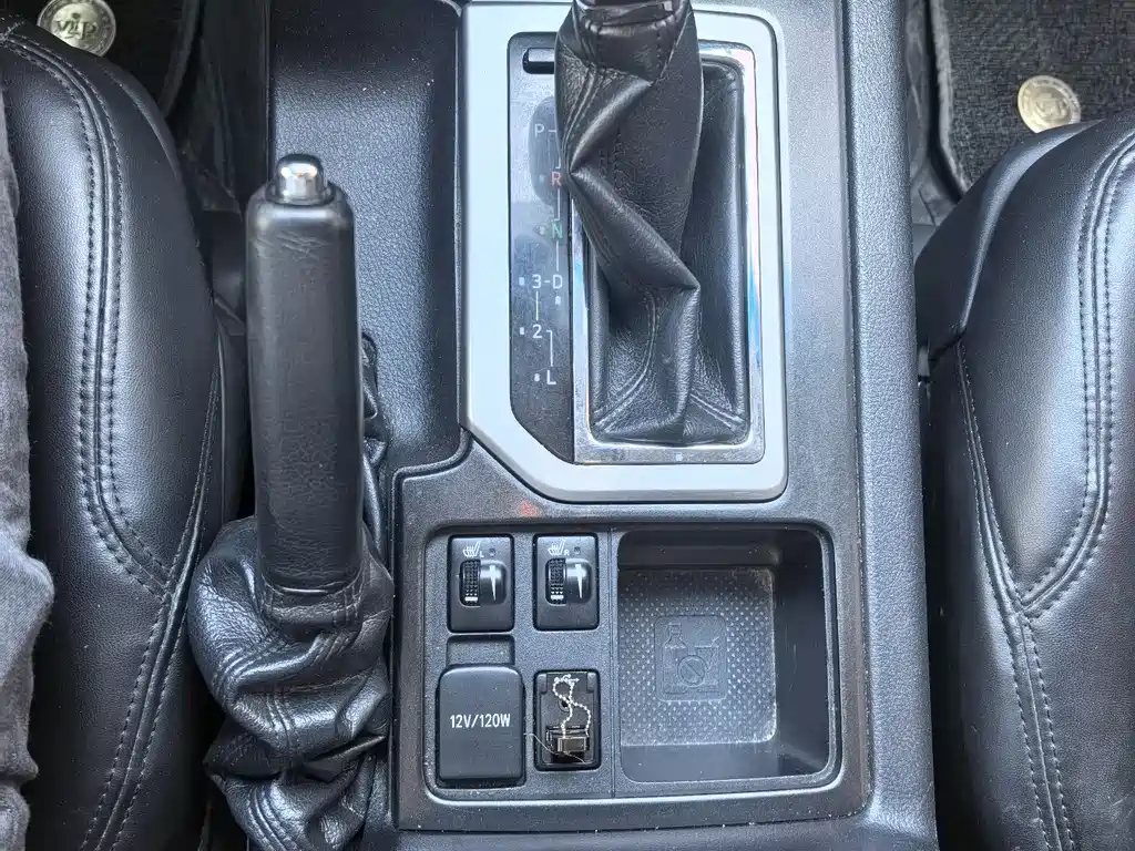 Toyota Toyota Prado 2015 2.7L Automatic Luxury Edition 2015 - thumbnail 10