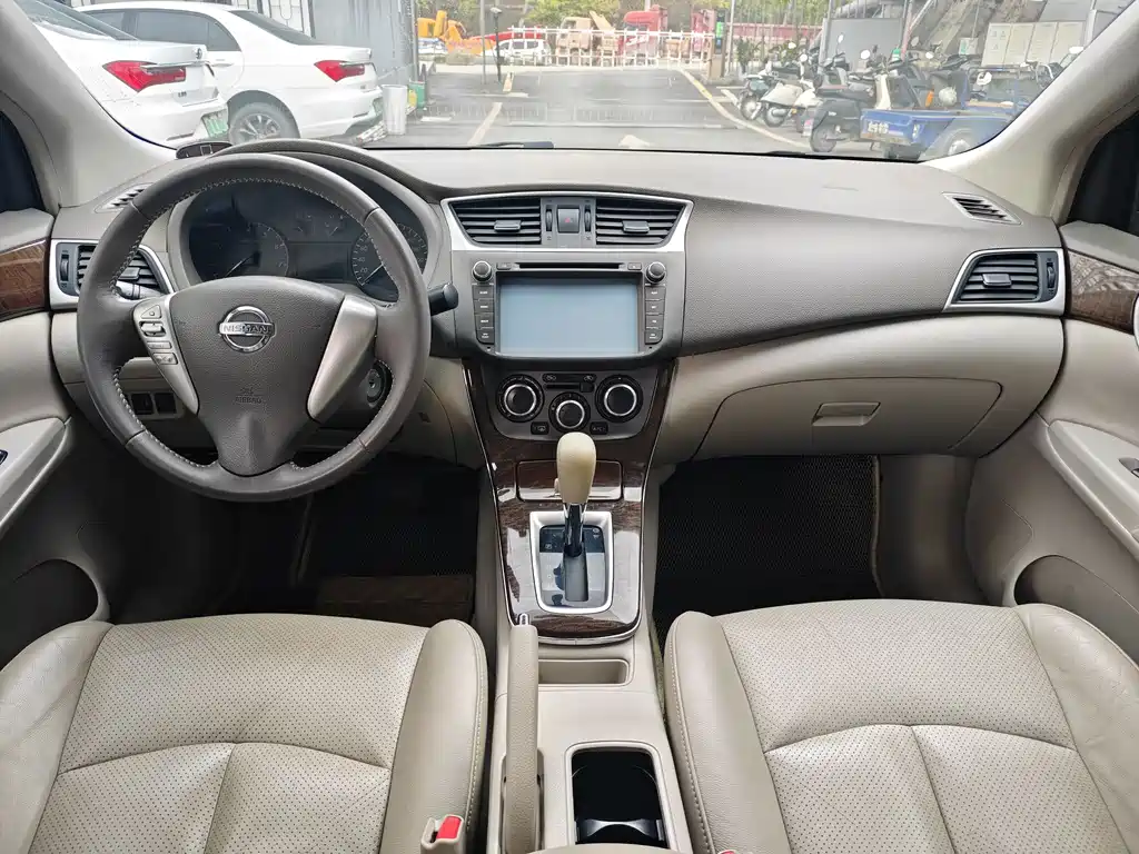 Nissan Nissan Sentra 2012 1.6XL CVT Luxury Edition 2013 - thumbnail 8