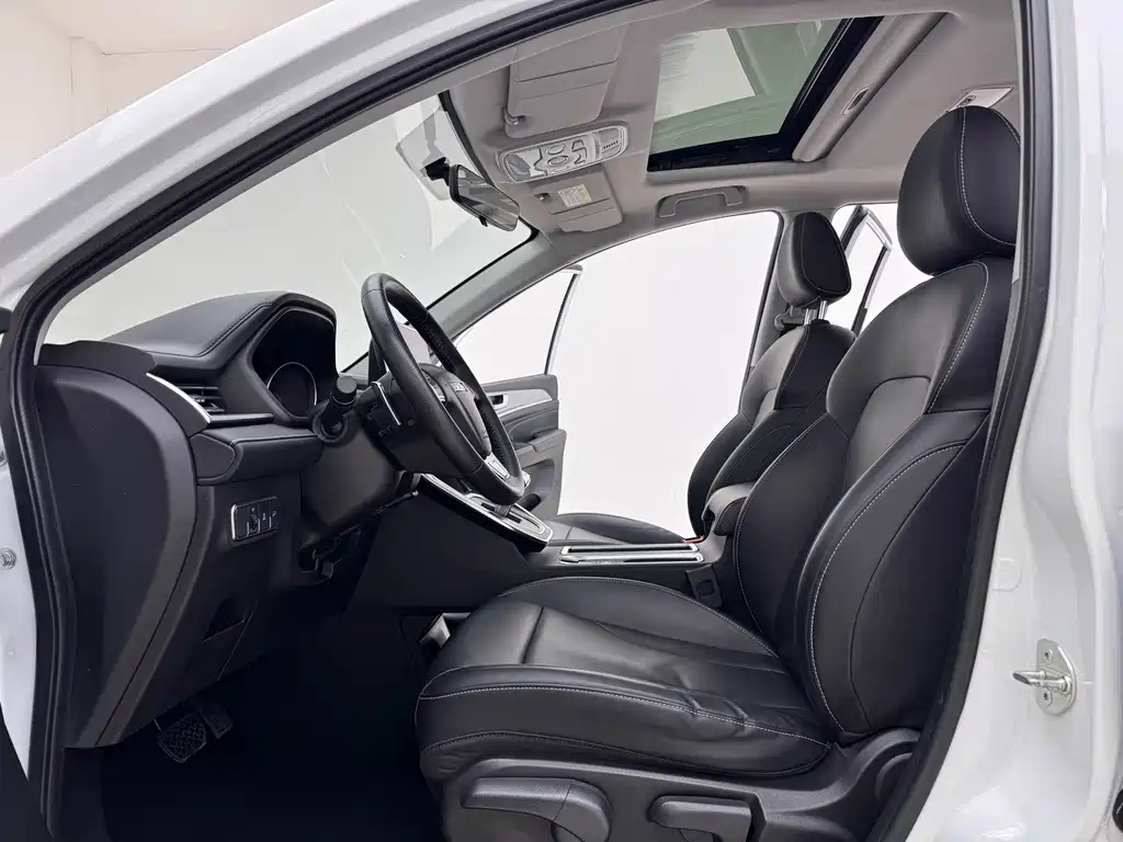 Haval Haval M6 2021 PLUS 1.5T DCT Luxury Intelligent Connectivity Model 2021 - thumbnail 7