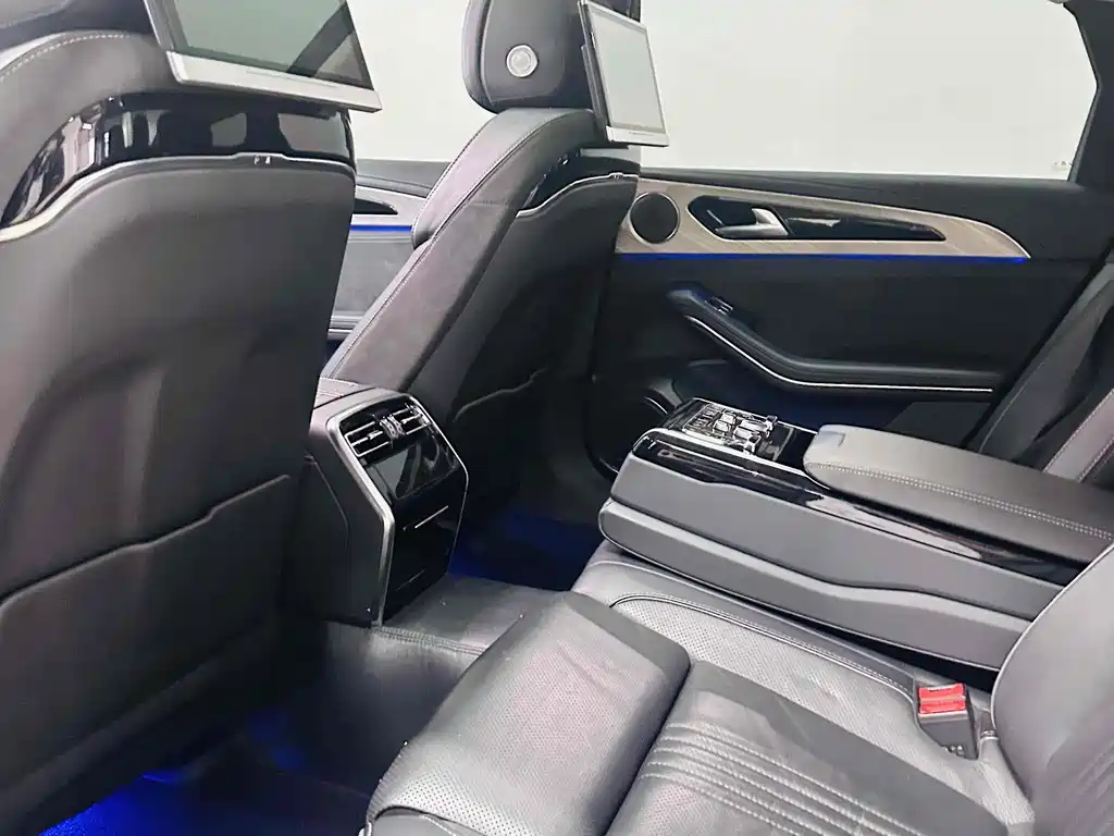 Hongqi Hongqi H9 2022 2.0T Smart Connect Flag Comfort Edition 2022 - thumbnail 10