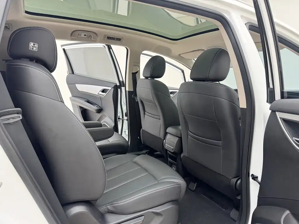 BYD BYD Song MAX 2021 Upgrade Edition 1.5T Automatic Premium 6-Seat 2022 - thumbnail 9