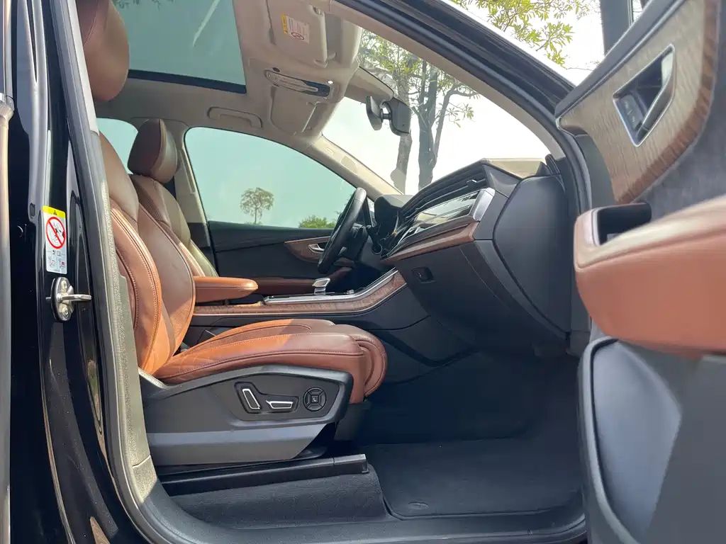 Audi Audi Q7 2021 55 TFSI quattro S line Premium 2021 - thumbnail 5