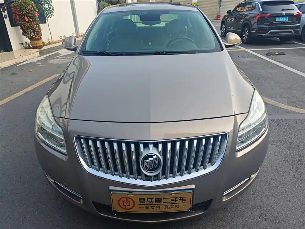 Buick Buick Regal 2012 2.0L Luxury Edition 2013 - thumbnail 2