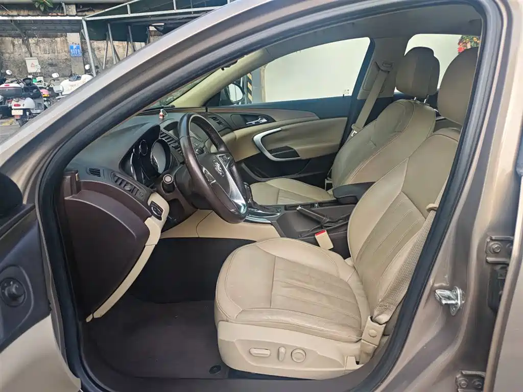 Buick Buick Regal 2012 2.0L Luxury Edition 2013 - thumbnail 6