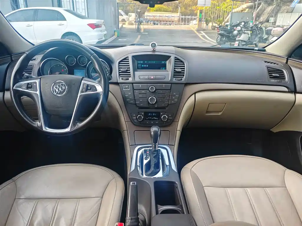 Buick Buick Regal 2012 2.0L Luxury Edition 2013 - thumbnail 8