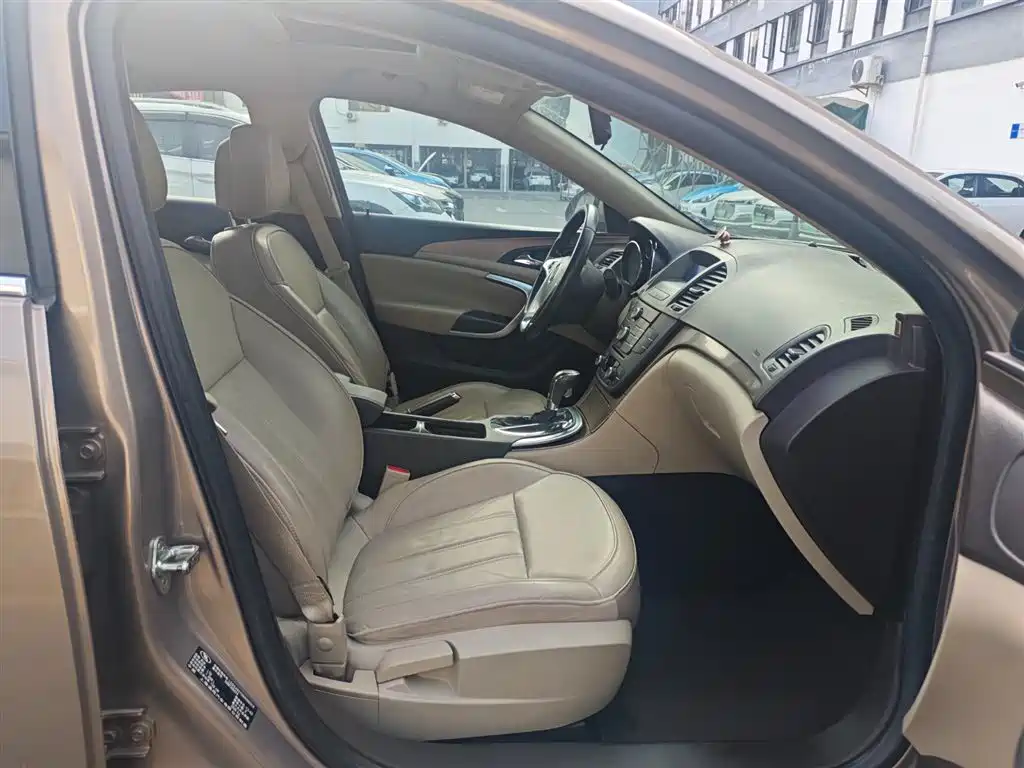 Buick Buick Regal 2012 2.0L Luxury Edition 2013 - thumbnail 12