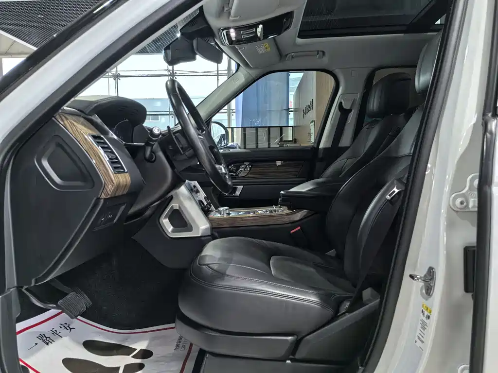 Land Rover Range Rover 2019 3.0 SC V6 Autobiography Long Wheelbase 2019 - thumbnail 16