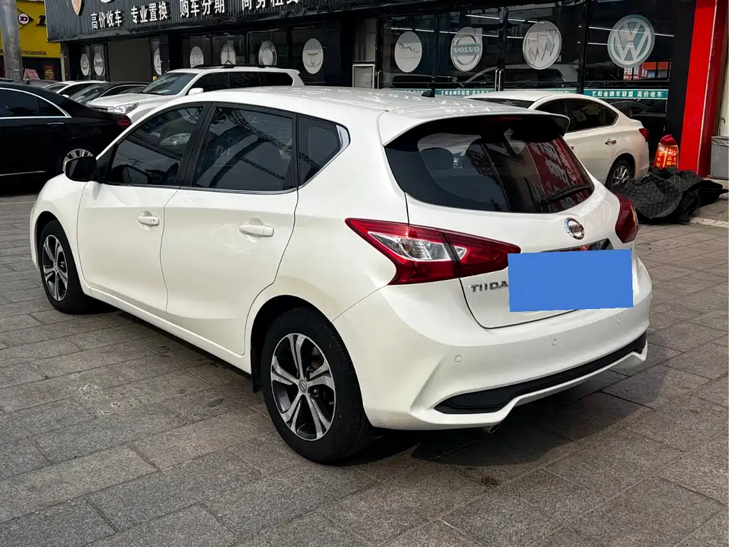 Nissan Nissan Tiida 2016 1.6L CVT Intelligent Edition 2016 - thumbnail 7