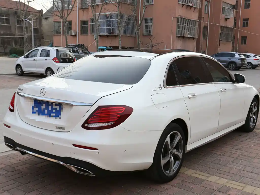 Mercedes-Benz Mercedes-Benz E-Class 2019 Model Year Facelift E 300 L Sport Style 2019 - thumbnail 5
