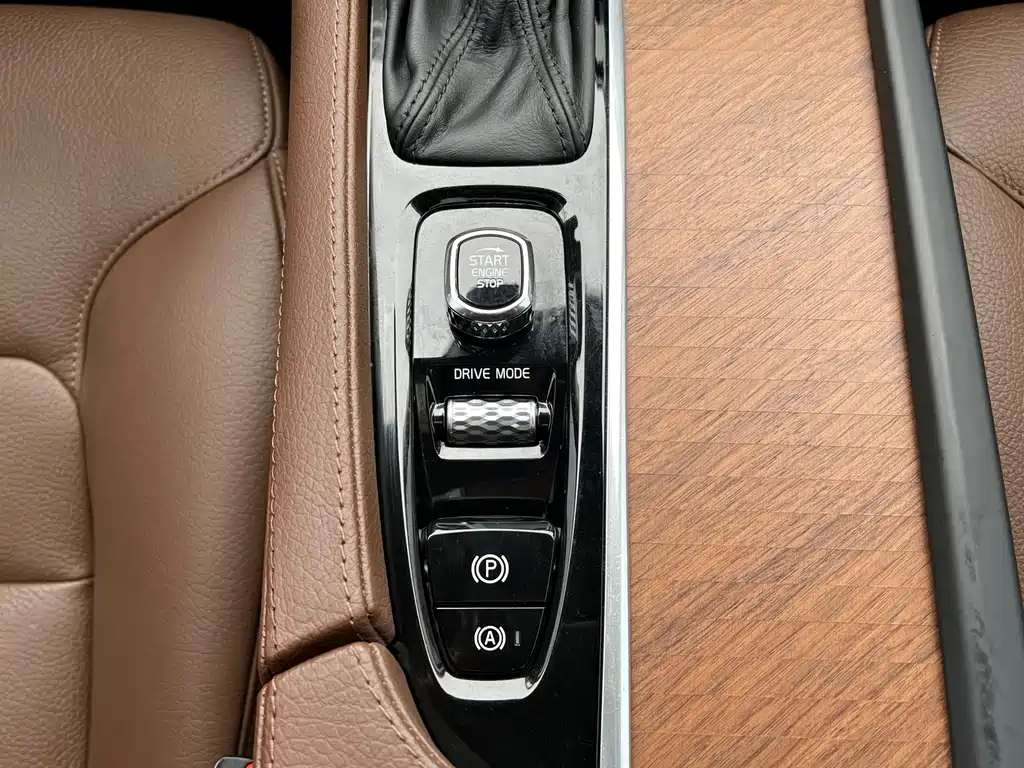 Volvo Volvo XC90 2019 T6 Momentum 7-seater Euro VI 2019 - thumbnail 11