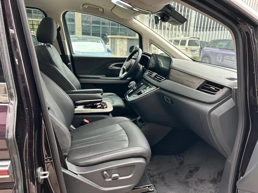 Hongqi Hongqi HQ9 PHEV 2024 2.0T AWD Business Edition 2024 - thumbnail 8