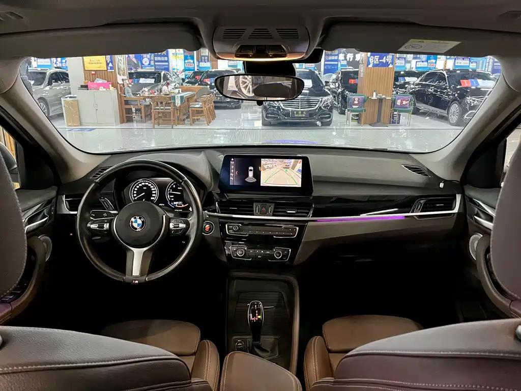 BMW BMW X1 2021 sDrive25Li Leading Edition 2021 - thumbnail 13