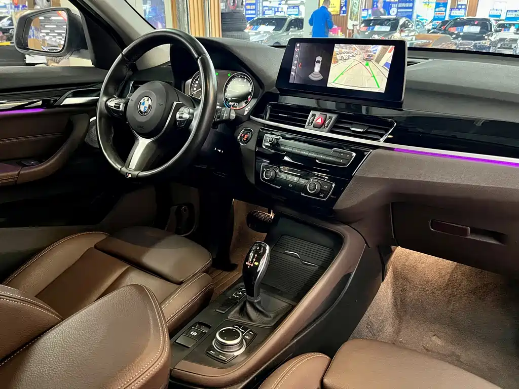 BMW BMW X1 2021 sDrive25Li Leading Edition 2021 - thumbnail 16