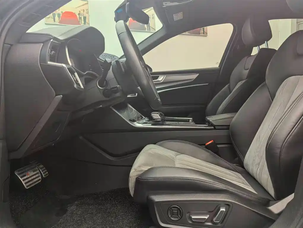 Audi Audi A6L 2024 45 TFSI Premium Dynamic Edition 2024 - thumbnail 9