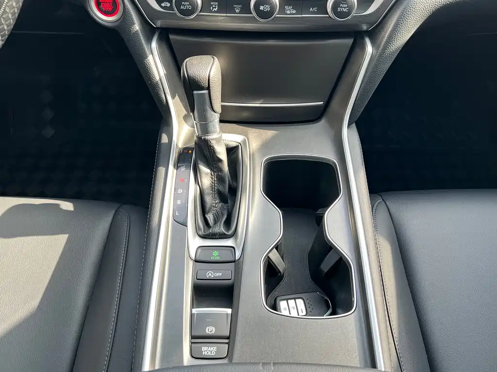Honda Honda Accord 2022 260TURBO Luxury Edition 2023 - thumbnail 11