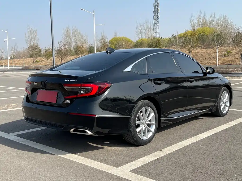 Honda Honda Accord 2022 260TURBO Luxury Edition 2023 - thumbnail 15
