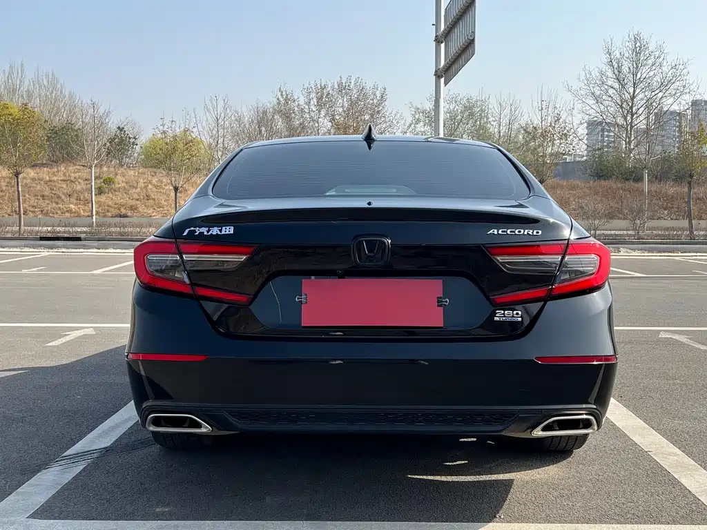 Honda Honda Accord 2022 260TURBO Luxury Edition 2023 - thumbnail 16