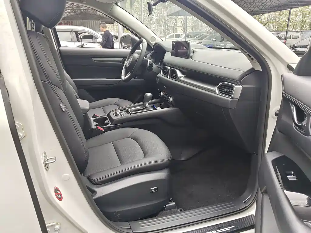 Mazda Mazda CX-5 2022 2.0L Automatic 2WD Smart Luxury Edition 2022 - thumbnail 17