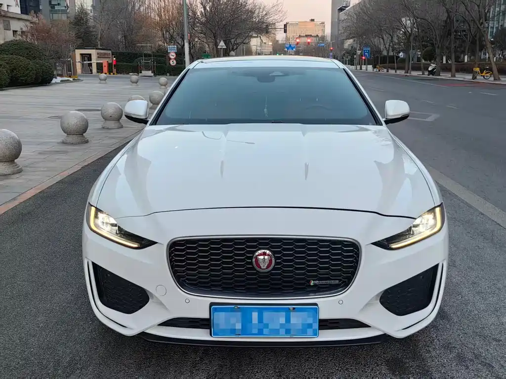 Jaguar Jaguar XEL 2021 2.0T 250PS R-DYNAMIC SE Tech Sport Edition 2022 - thumbnail 2