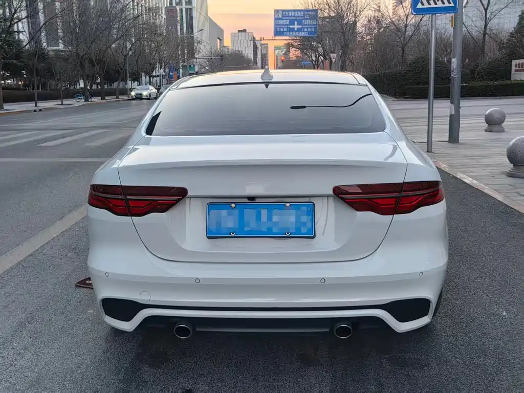 Jaguar Jaguar XEL 2021 2.0T 250PS R-DYNAMIC SE Tech Sport Edition 2022 - thumbnail 6
