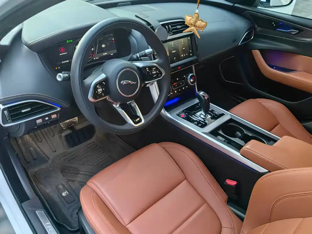 Jaguar Jaguar XEL 2021 2.0T 250PS R-DYNAMIC SE Tech Sport Edition 2022 - thumbnail 16