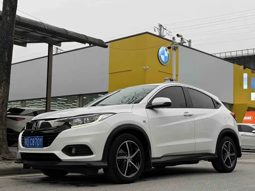 Honda Honda Vezel 2020 1.5L CVT Pioneer Edition 2022