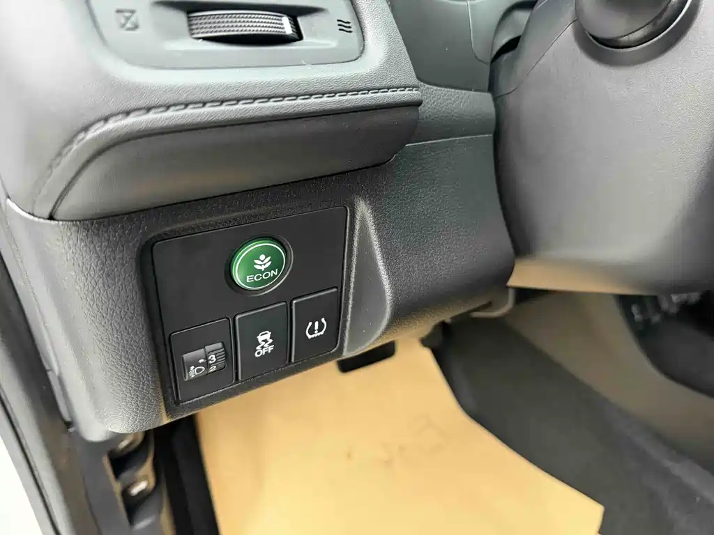 Honda Honda Vezel 2020 1.5L CVT Pioneer Edition 2022 - thumbnail 8