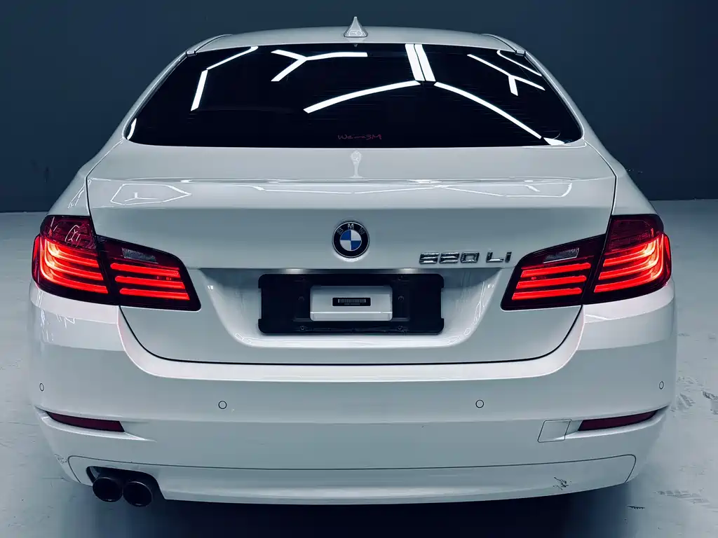 BMW BMW 5 Series 2014 520Li Elegant 2015 - thumbnail 4