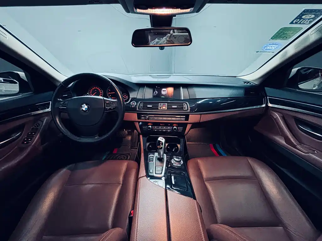BMW BMW 5 Series 2014 520Li Elegant 2015 - thumbnail 11
