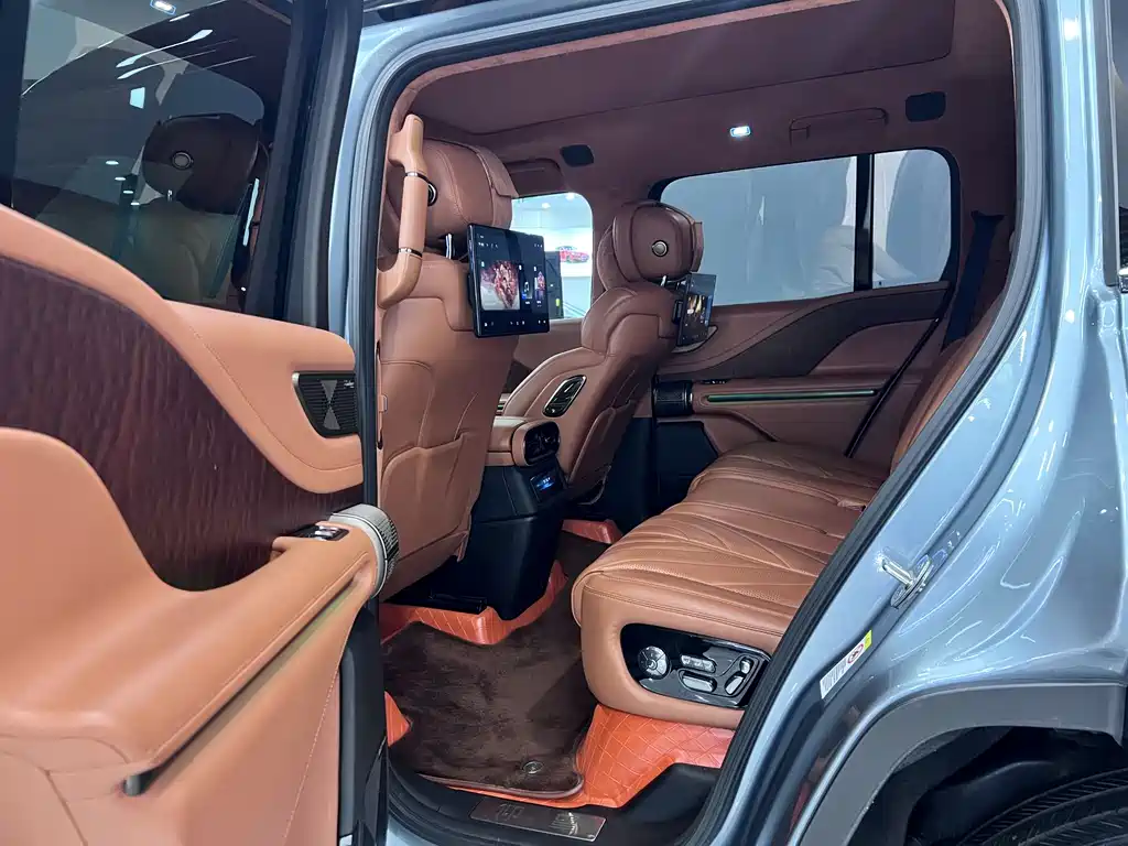 BYD BYD U8 2023 Luxury Edition 2024 - thumbnail 6