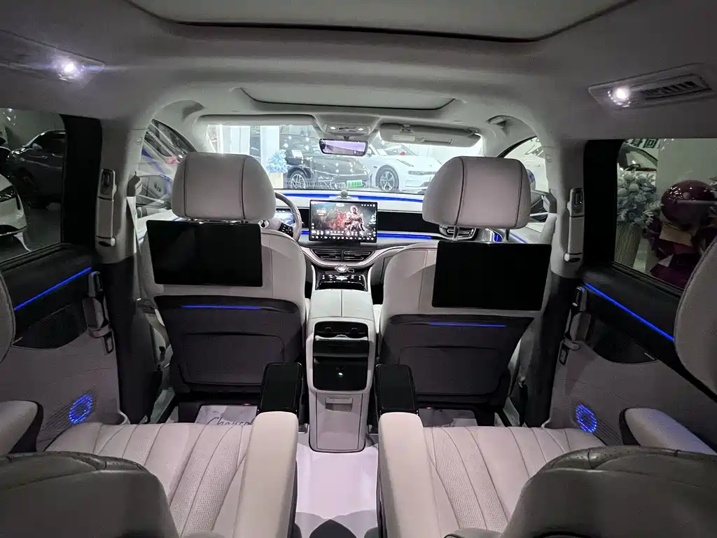 Denza DENZA D9 2022 DM-i 970 AWD Premium Edition 2023 - thumbnail 8