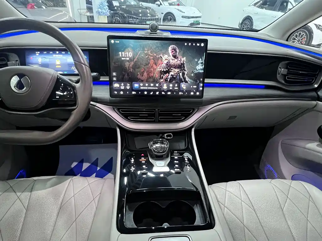 Denza DENZA D9 2022 DM-i 970 AWD Premium Edition 2023 - thumbnail 17