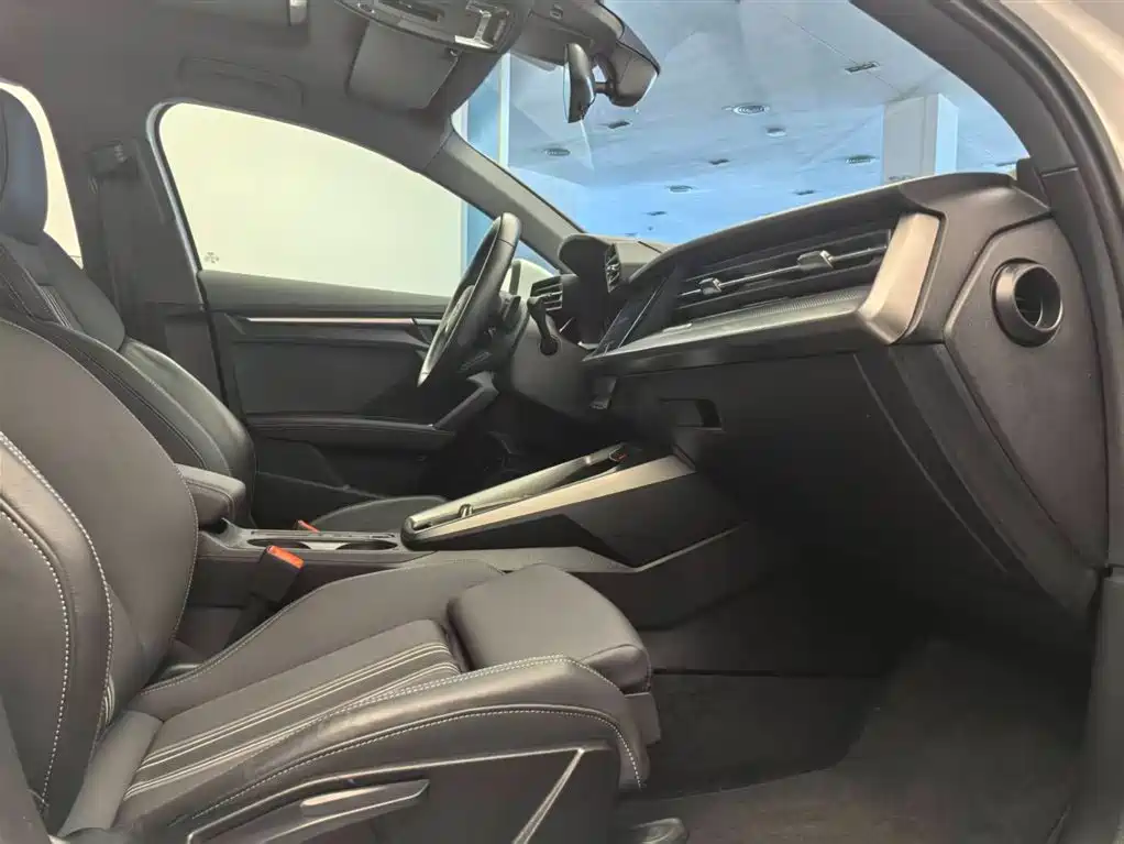 Audi Audi A3 Sportback 35 TFSI 2023 Model Year Fashion Sport Edition 2024 - thumbnail 10