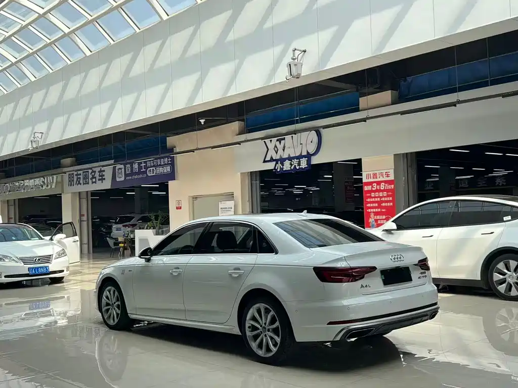 Audi Audi A4L 2019 40 TFSI Fashion Edition China V 2019 - thumbnail 4