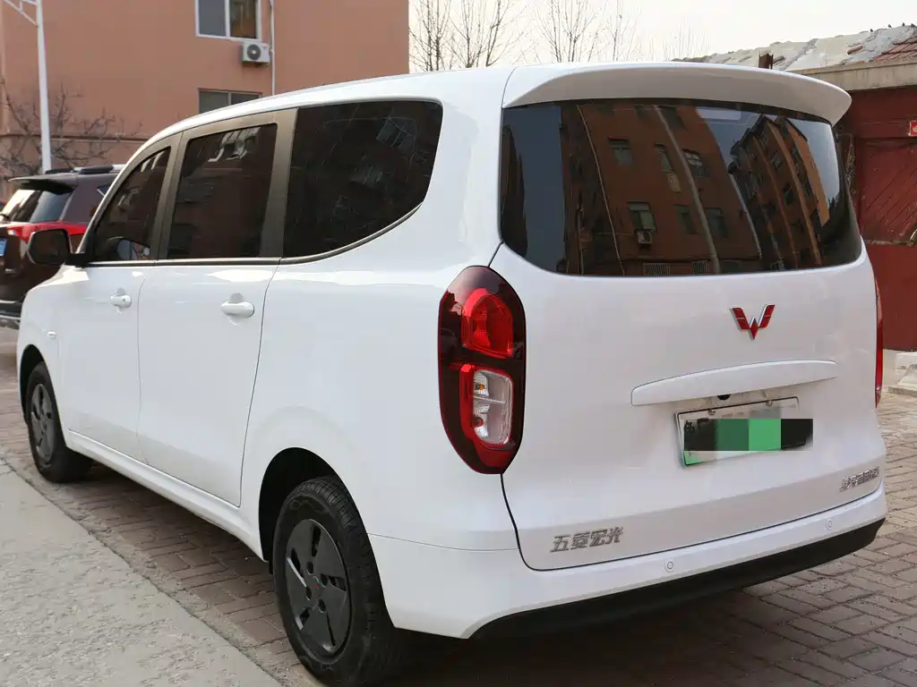 Wuling Motors Wuling Hongguang New Energy 2025 Model Range-Extended Hybrid 50KM Comfort Version 2025 - thumbnail 6