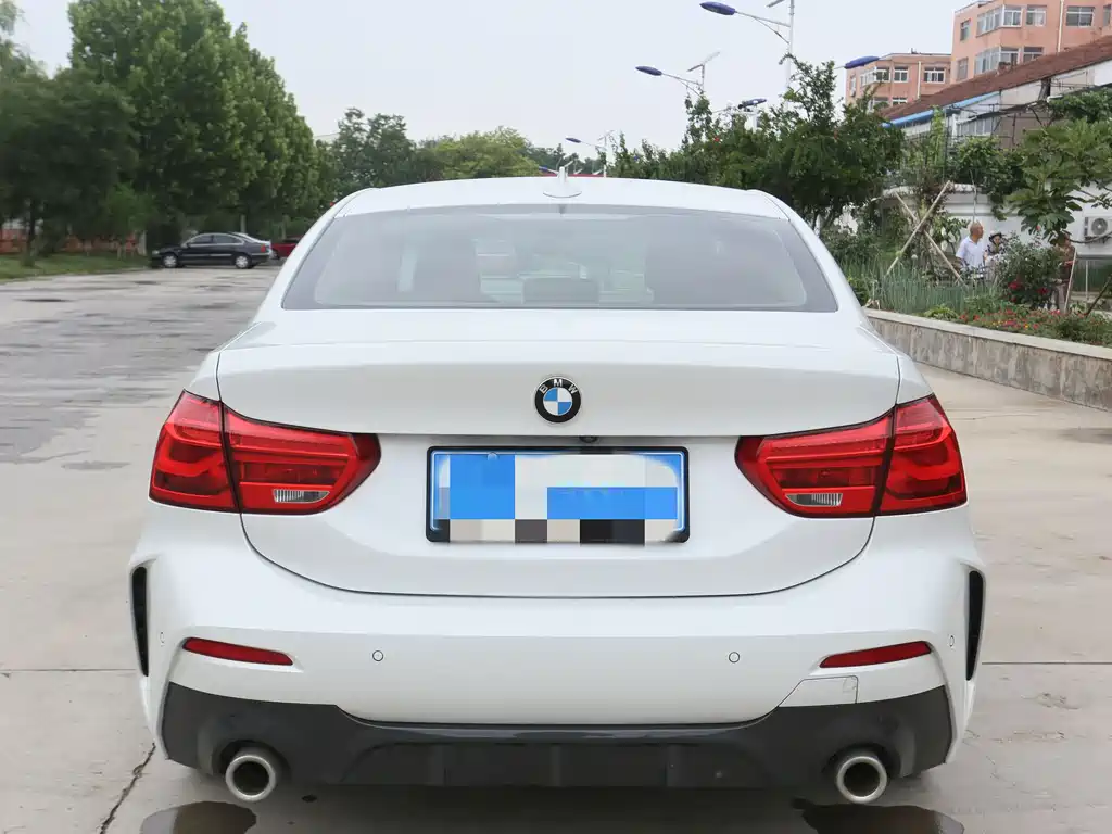 BMW BMW 1 Series 2021 120i M Sport 2021 - thumbnail 4