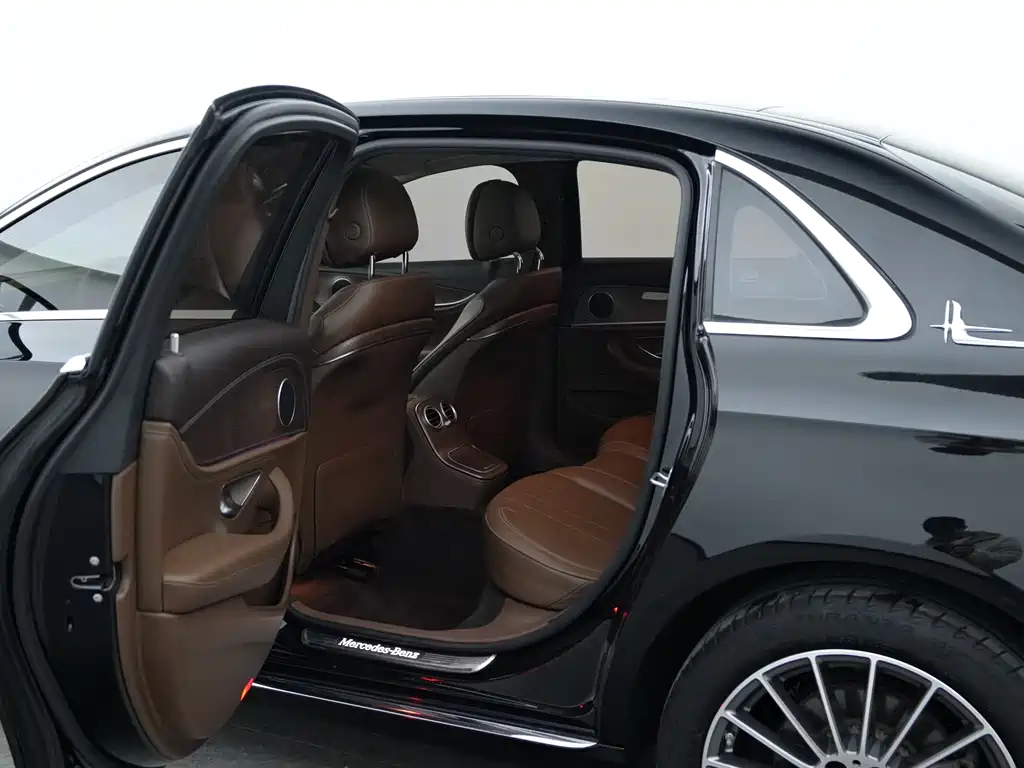 Mercedes-Benz Mercedes-Benz E-Class 2022 E 260 L 4MATIC 2022 - thumbnail 13