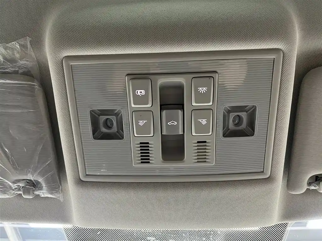 Volkswagen Lavida 2021 280TSI DSG Comfort Edition 2021 - thumbnail 9