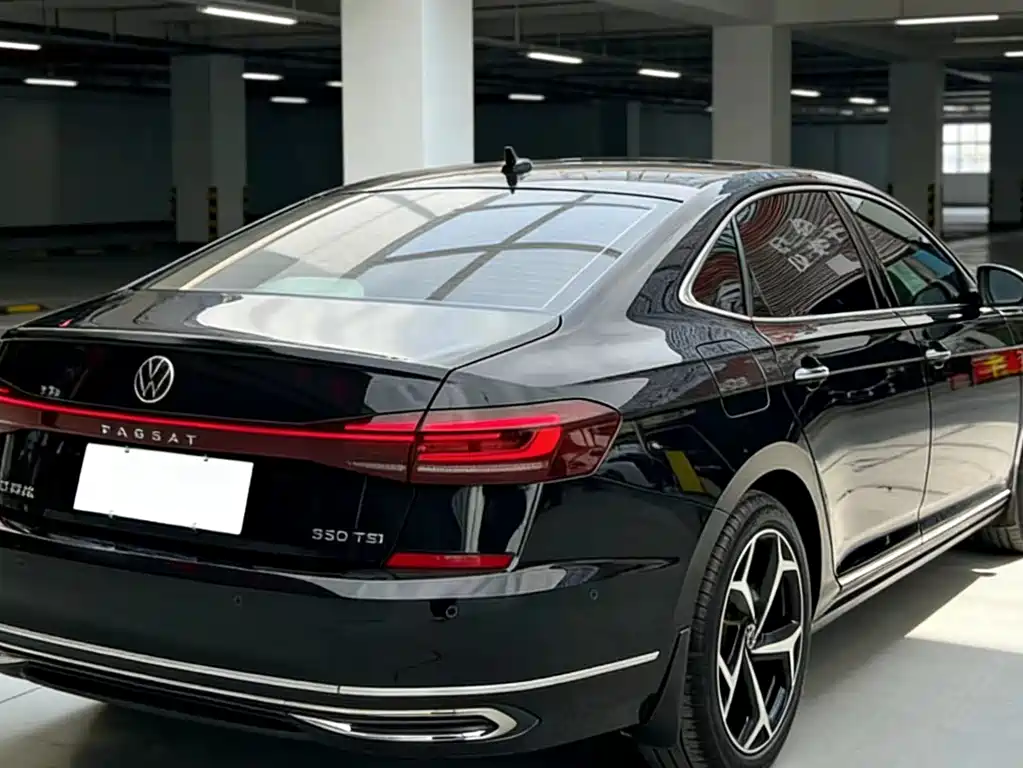 Volkswagen Volkswagen Passat 2022 330TSI Luxury Starry Sky Edition 2022 - thumbnail 9