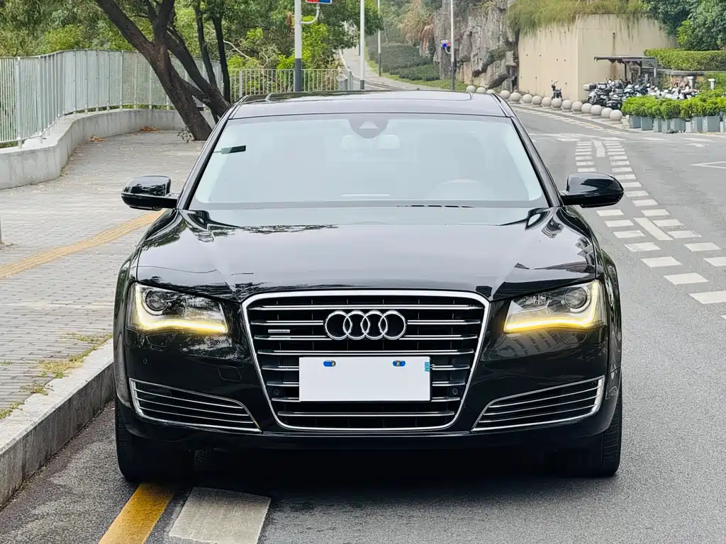 Audi Audi A8 2013 A8L 45 TFSI quattro Premium Edition 2013 - thumbnail 2